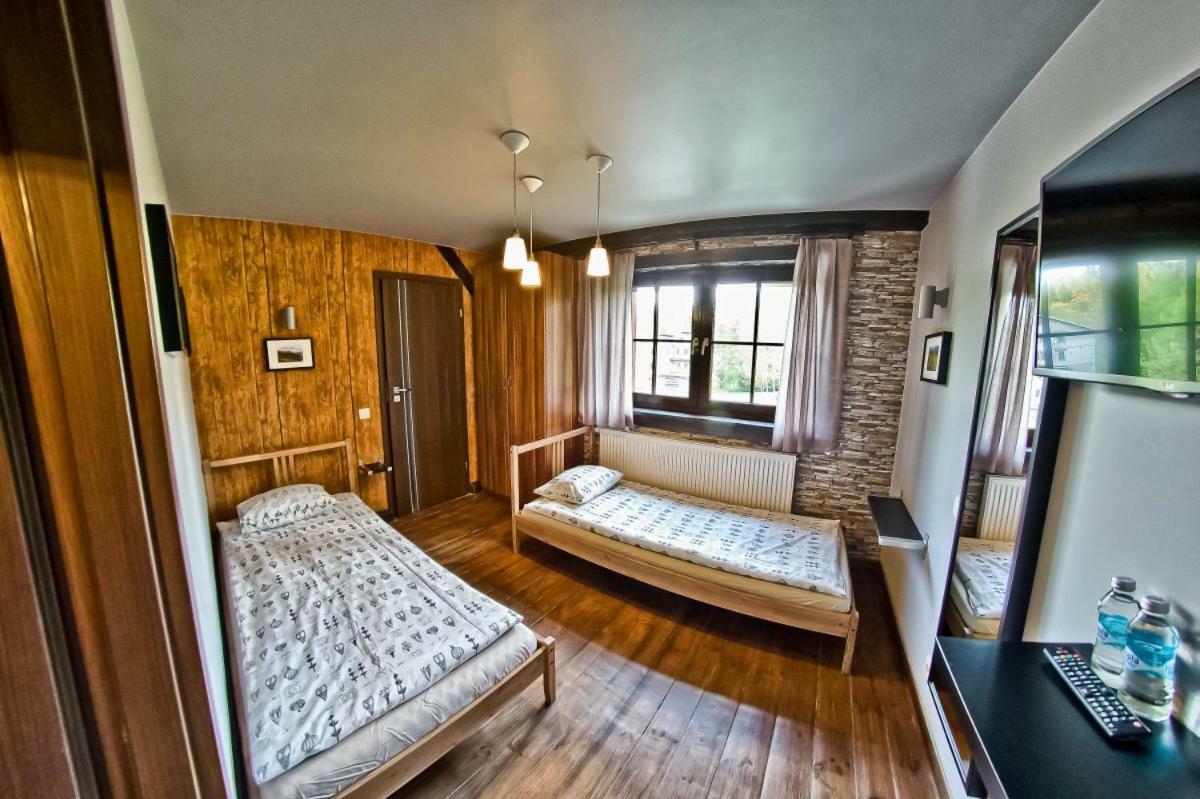 Bed and Breakfast Oberża Biesisko Cisna Zewnętrze zdjęcie